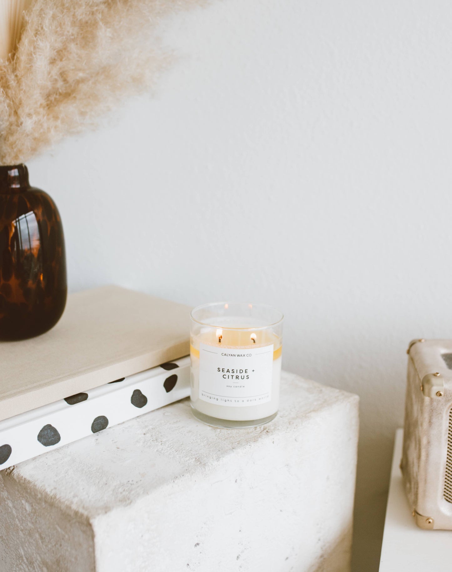 Calyan Wax Co. - Seaside + Citrus - Glass Tumbler Soy Candle