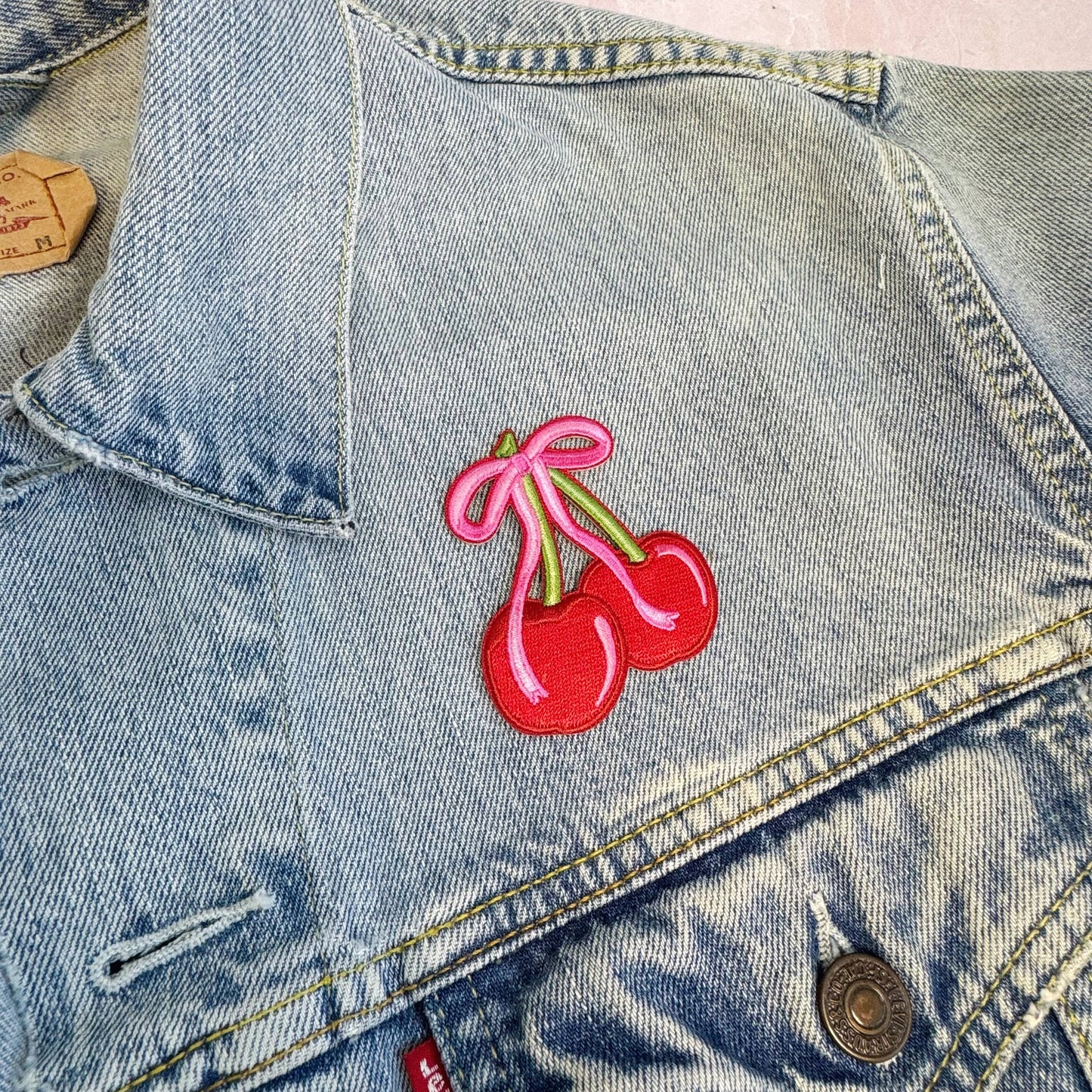 Wildflower + Co. - Cherry w. Bow Patch