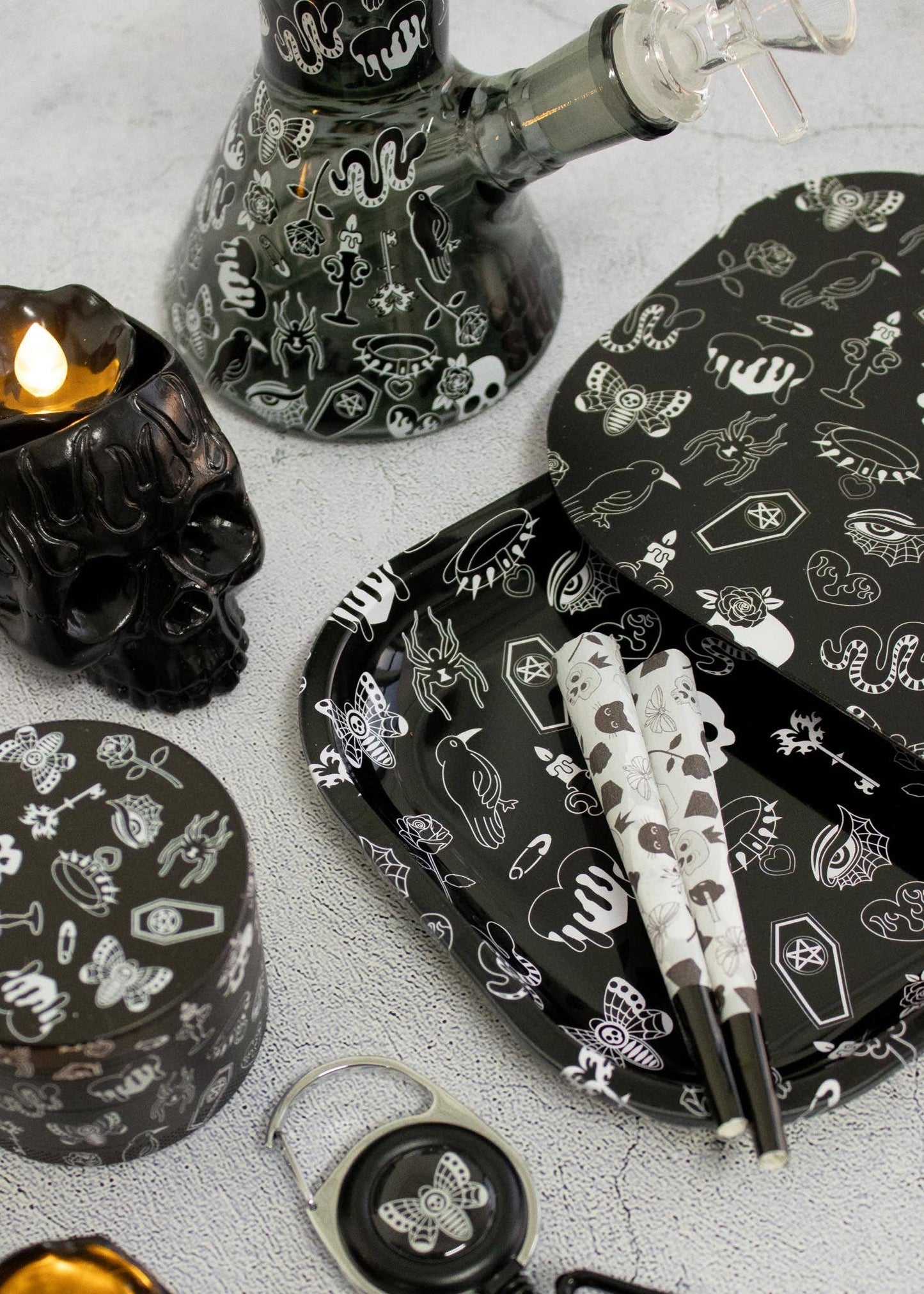 Canna Style - MINI GOTH GIRL ROLLING TRAY AND LID SET