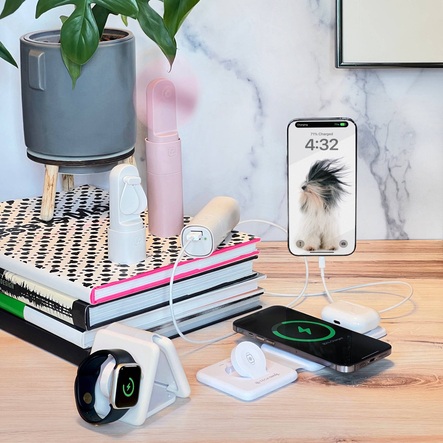 Tech Candy - EASY BREEZY PORTABLE FAN + POWER BANK