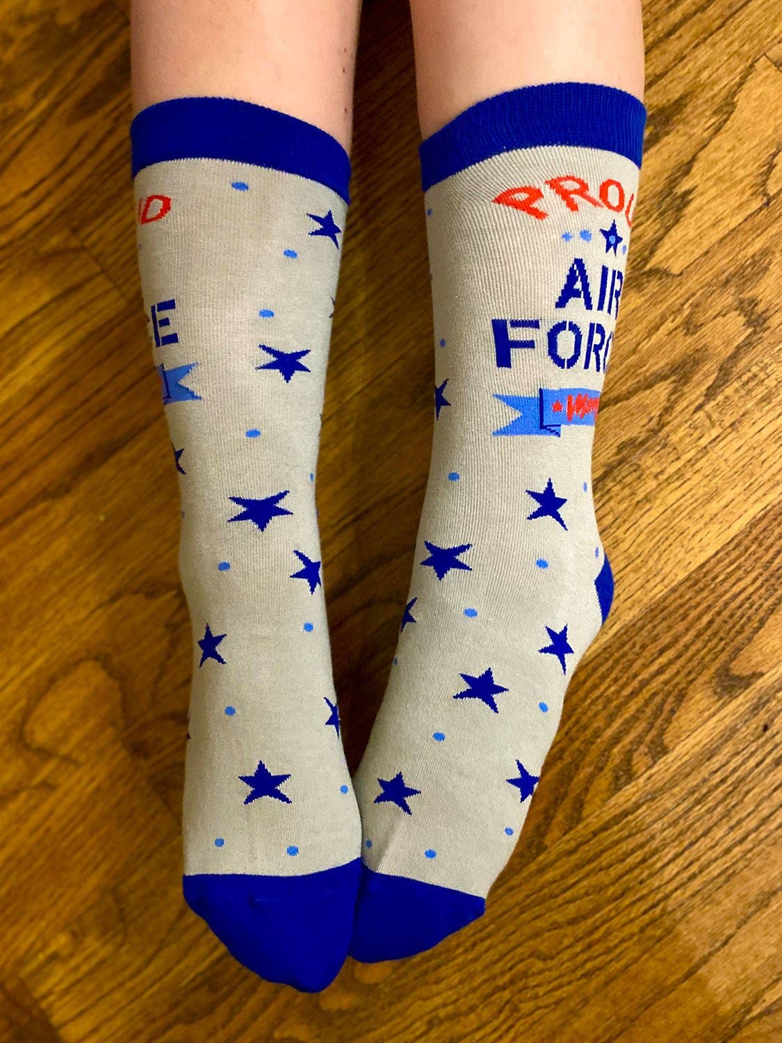 Fabdaz - Proud Air Force Mom Women's Crew Socks