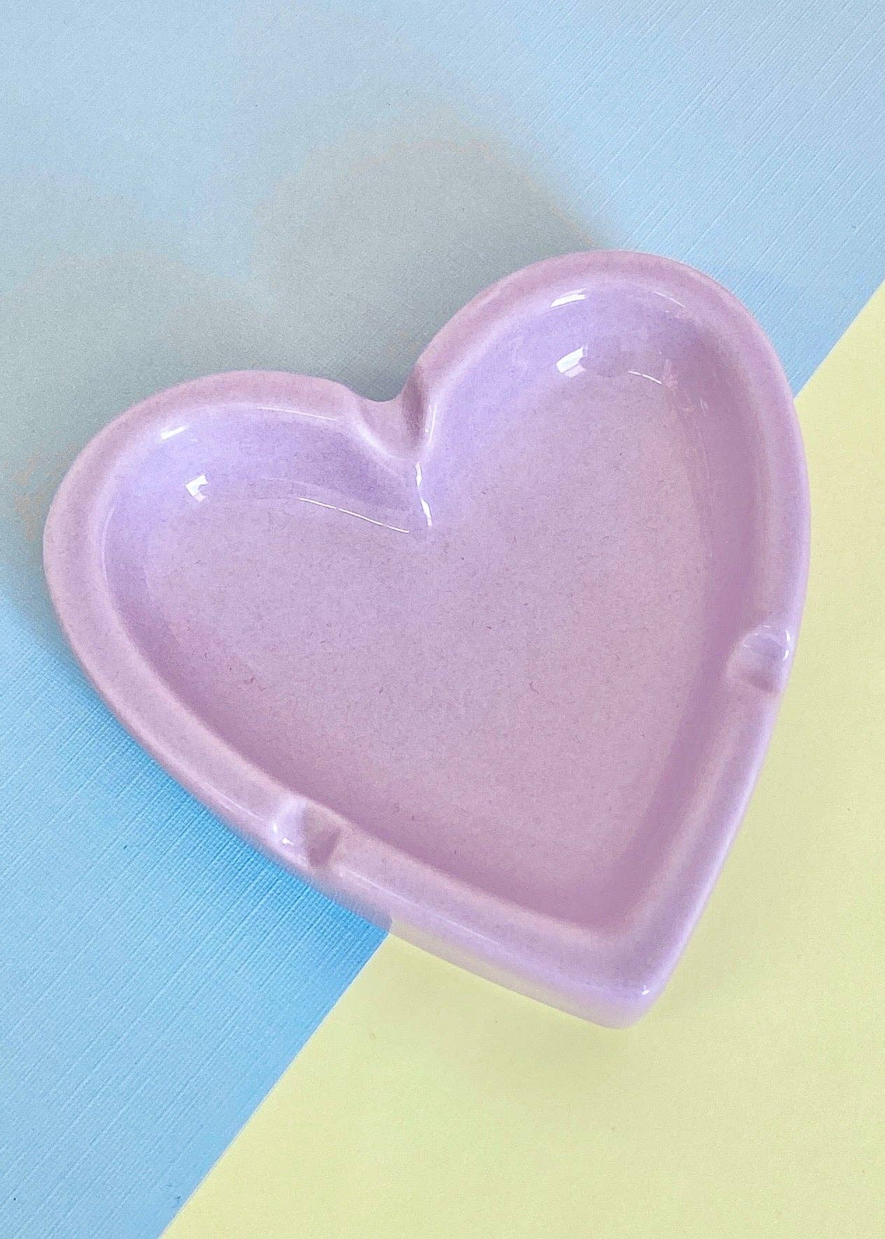 Canna Style - CANDY HEART ASHTRAY