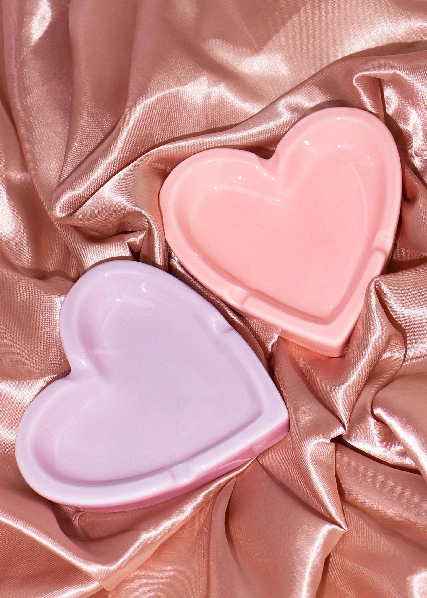 Canna Style - CANDY HEART ASHTRAY