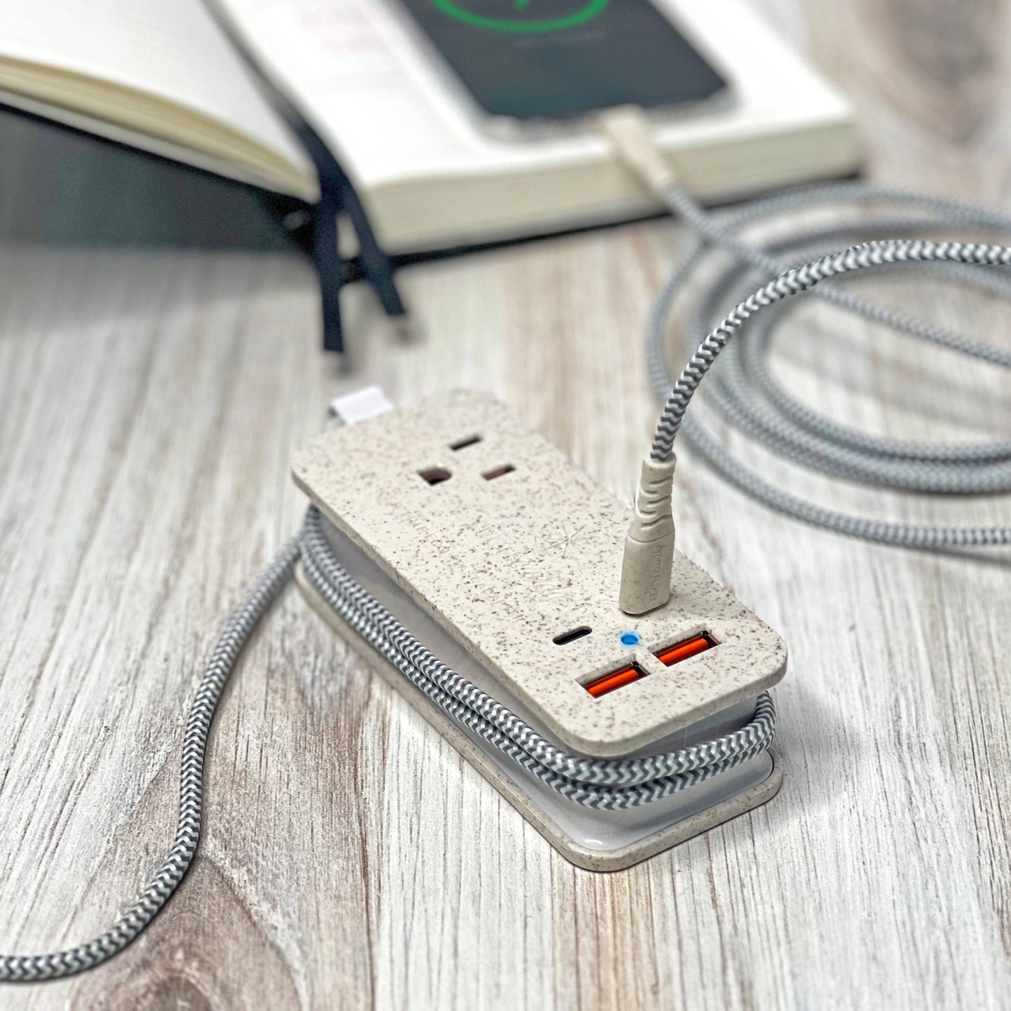 Tech Candy - POWER TRIP ECO OUTLET/USB/USB-C CHARGER