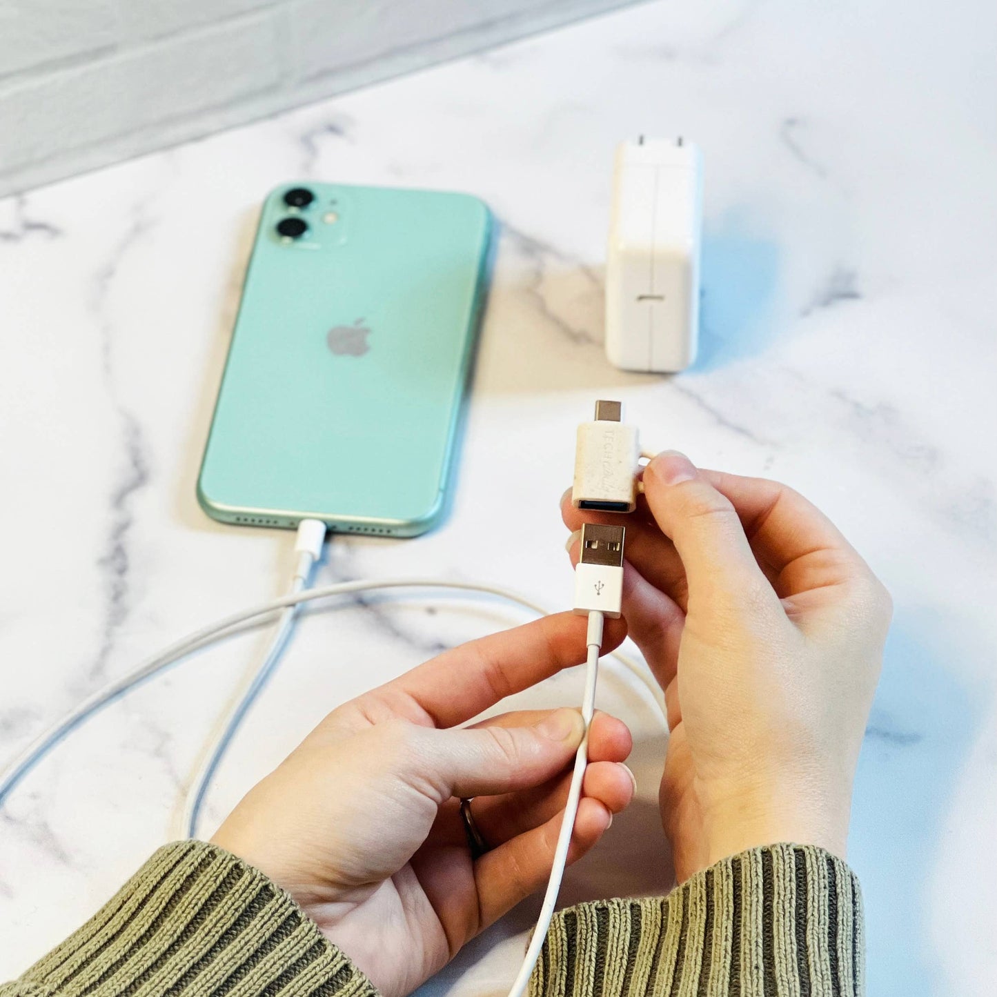 ADAPT DAT SET OF 2 ADAPTERS (USB TO USB-C + USB-C TO USB)