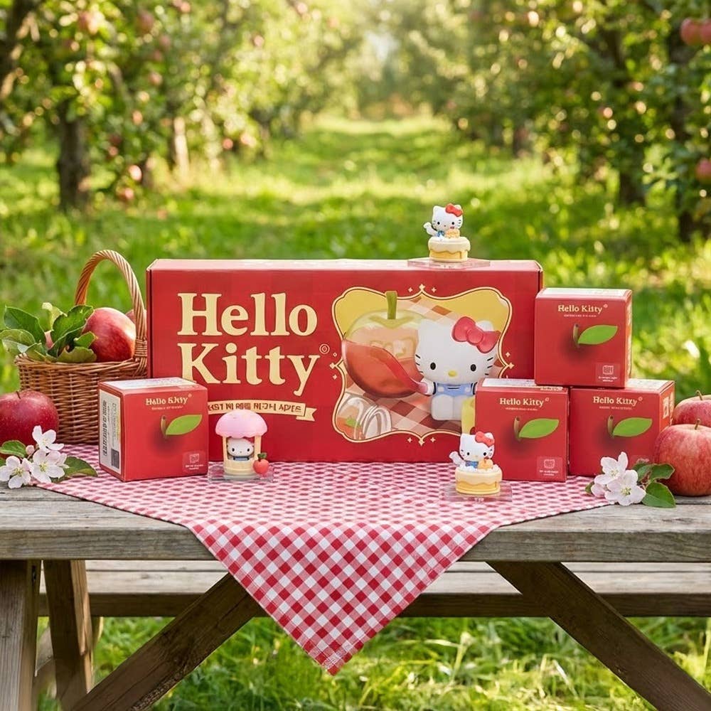 Sanrio Hello Kitty Big Apple Picnic Series Blind Figure +BOX