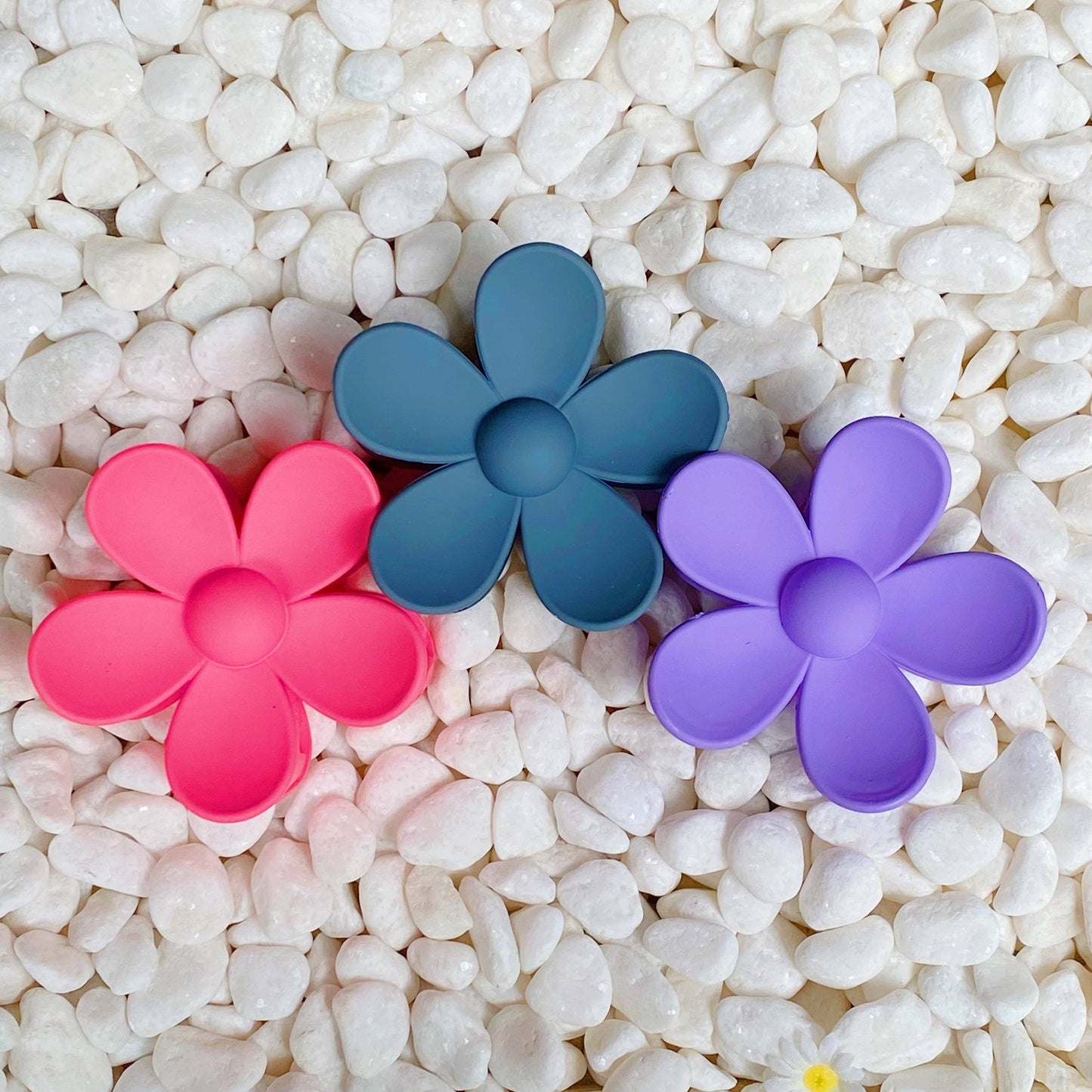 Ellison+Young - Daisy Days Hair Claw