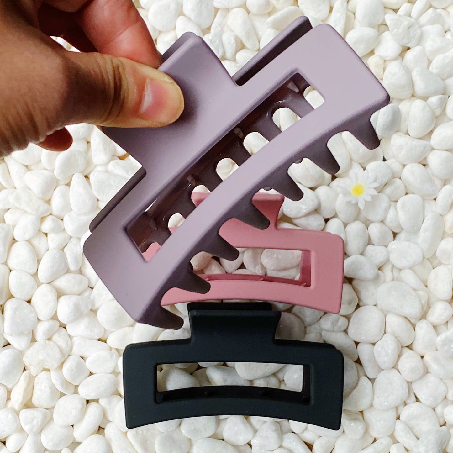 Ellison+Young - Monotone Hair Claw Set