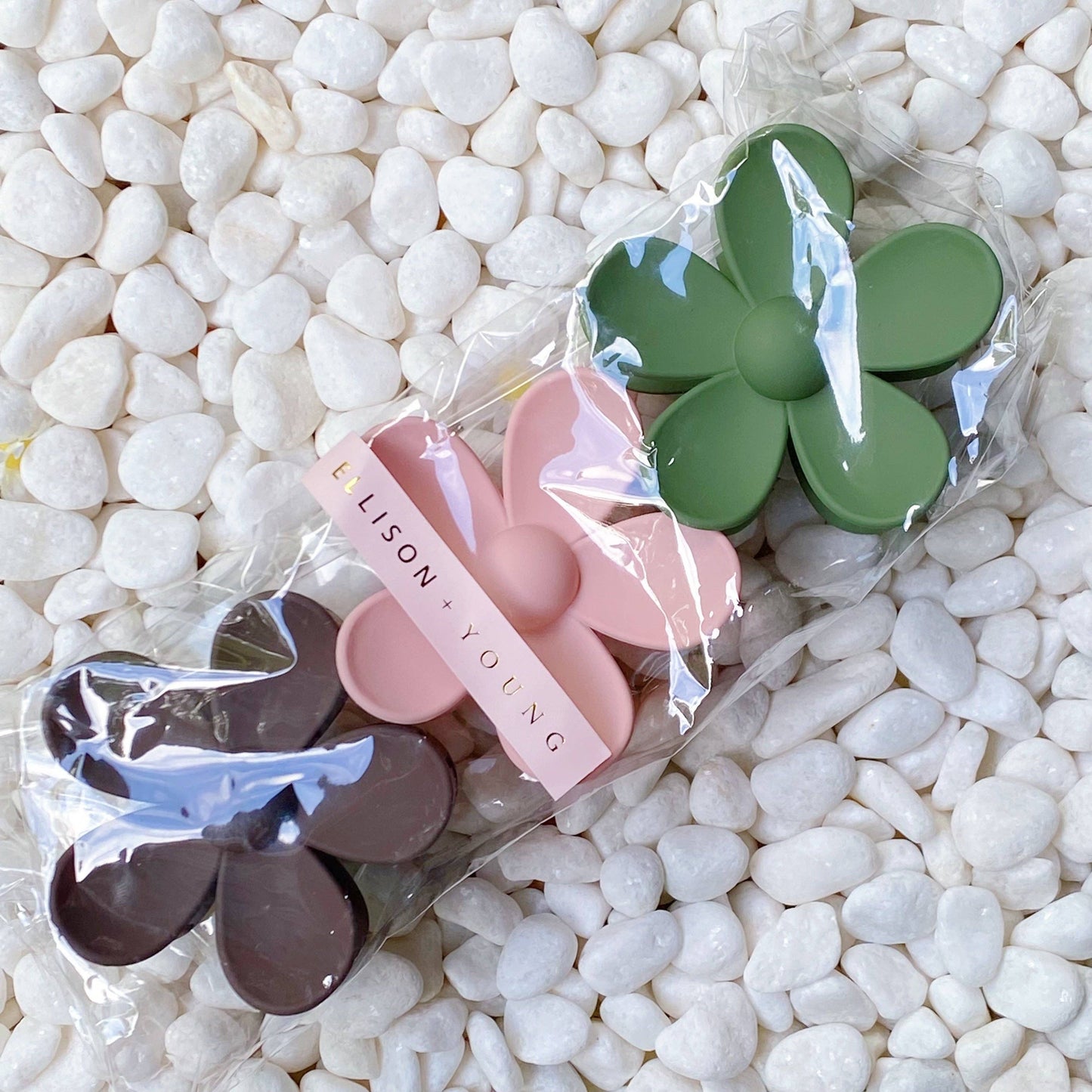 Ellison+Young - Daisy Days Hair Claw