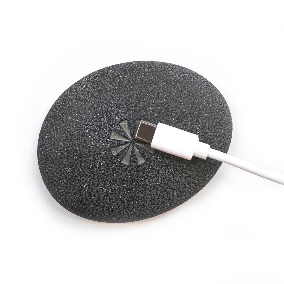 THE HOLDING STONE MAGNETIC CORD ANCHOR