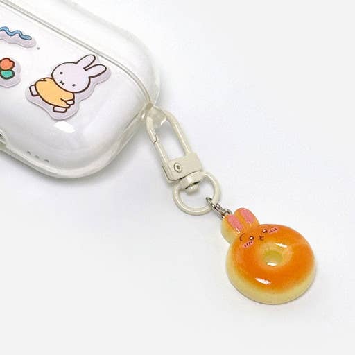 K-Wonderland - Mini Bakery Bread Random Keychain Box