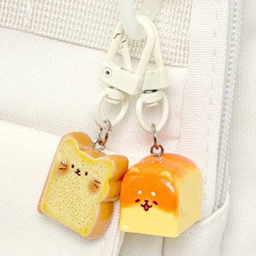 K-Wonderland - Mini Bakery Bread Random Keychain Box