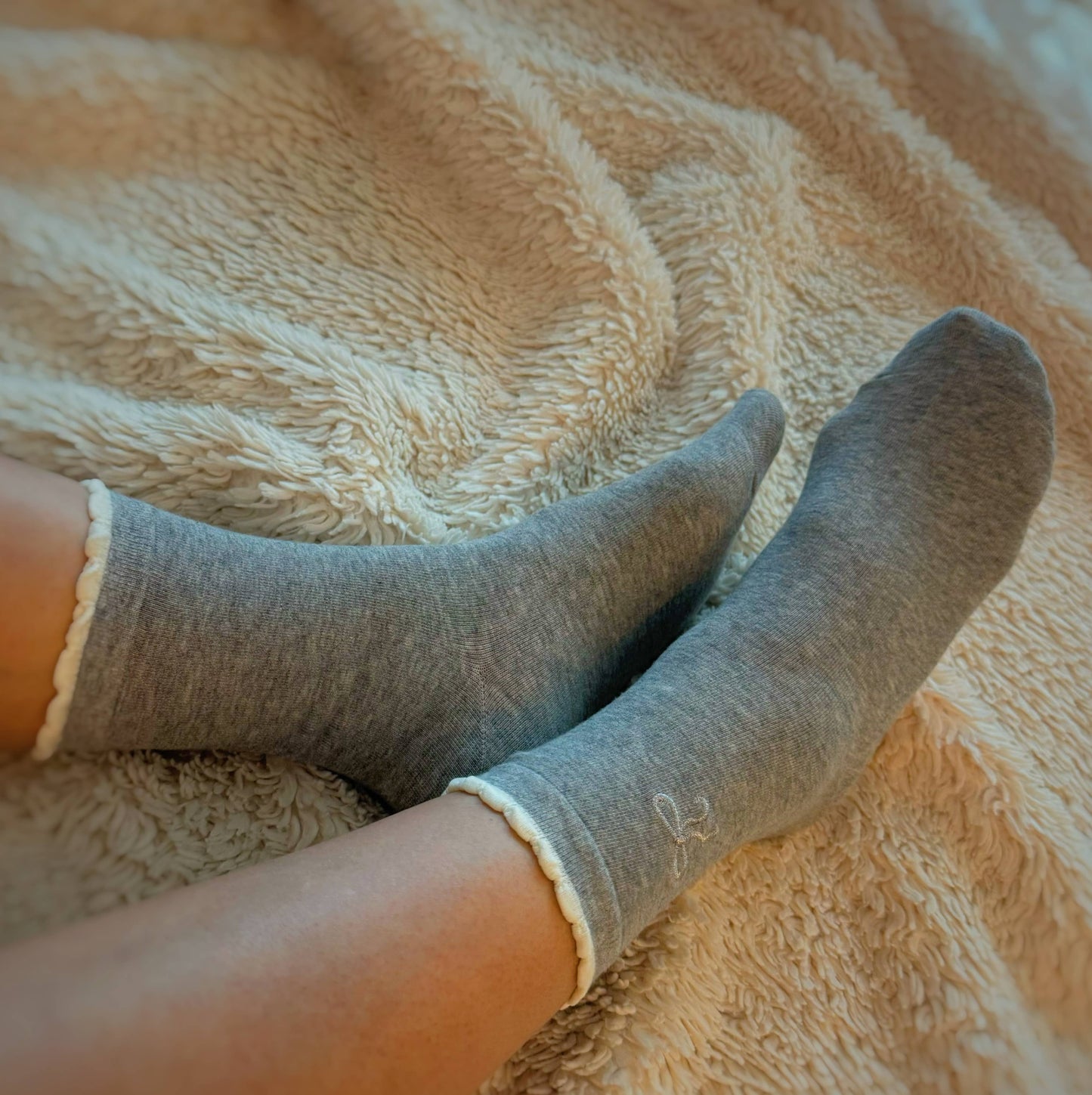 Ellison+Young - Bow Bow Socks Set Of 2