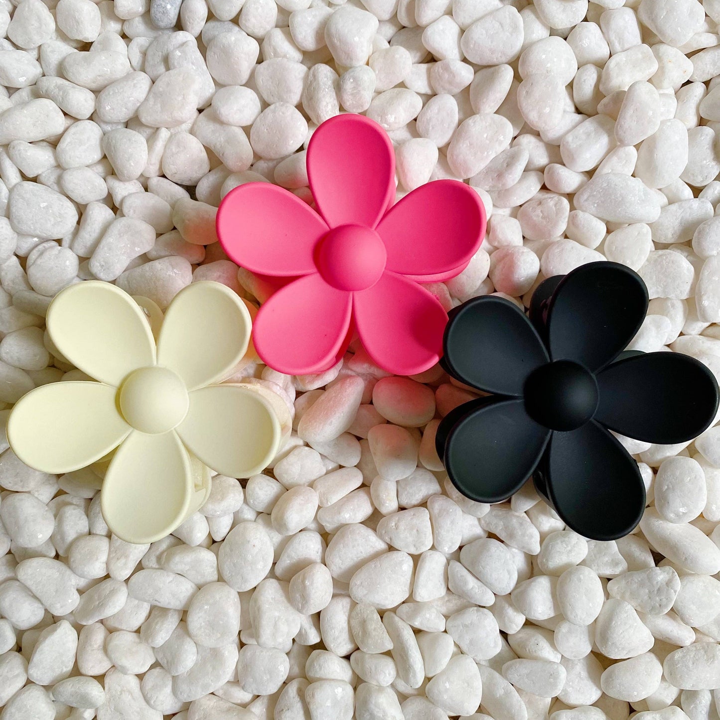 Ellison+Young - Daisy Days Hair Claw