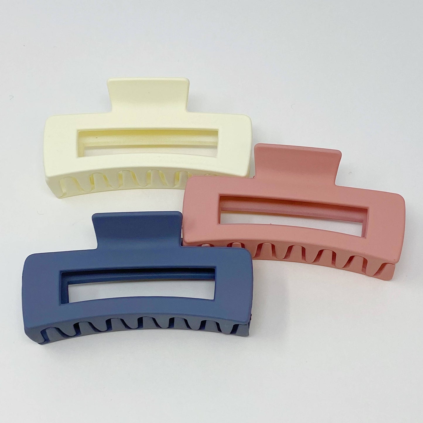 Ellison+Young - Monotone Hair Claw Set