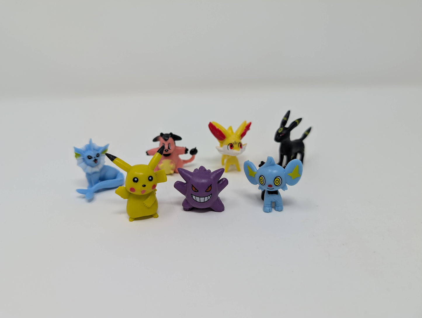 Mystery Pokemon Figuirines - Crackable Pokeballs - Stocking