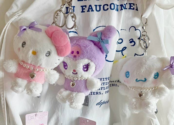 K_Wonderland - Sanrio Limited  Pearl Necklace theme Key Ring, Bag Charm